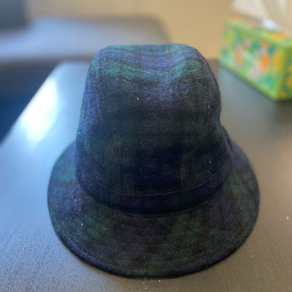 Plaid City Hat - Picture 2 of 8